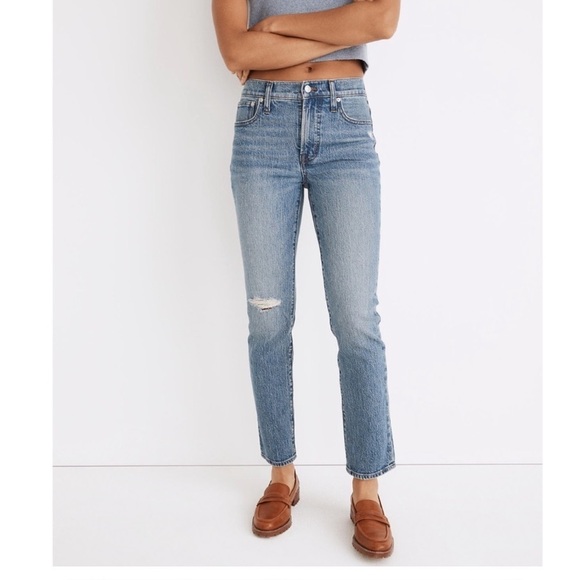 Madewell The Mid-Rise Perfect Vintage Jean in Ainsdale Wash: Knee-Rip Edition - Picture 2 of 10